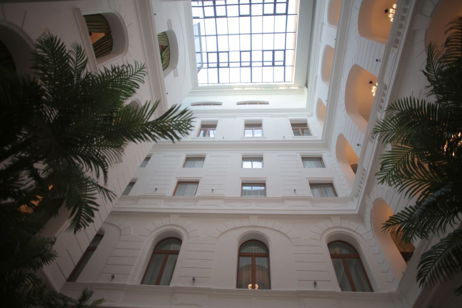 Airport City Lobby Fit-out: view 6