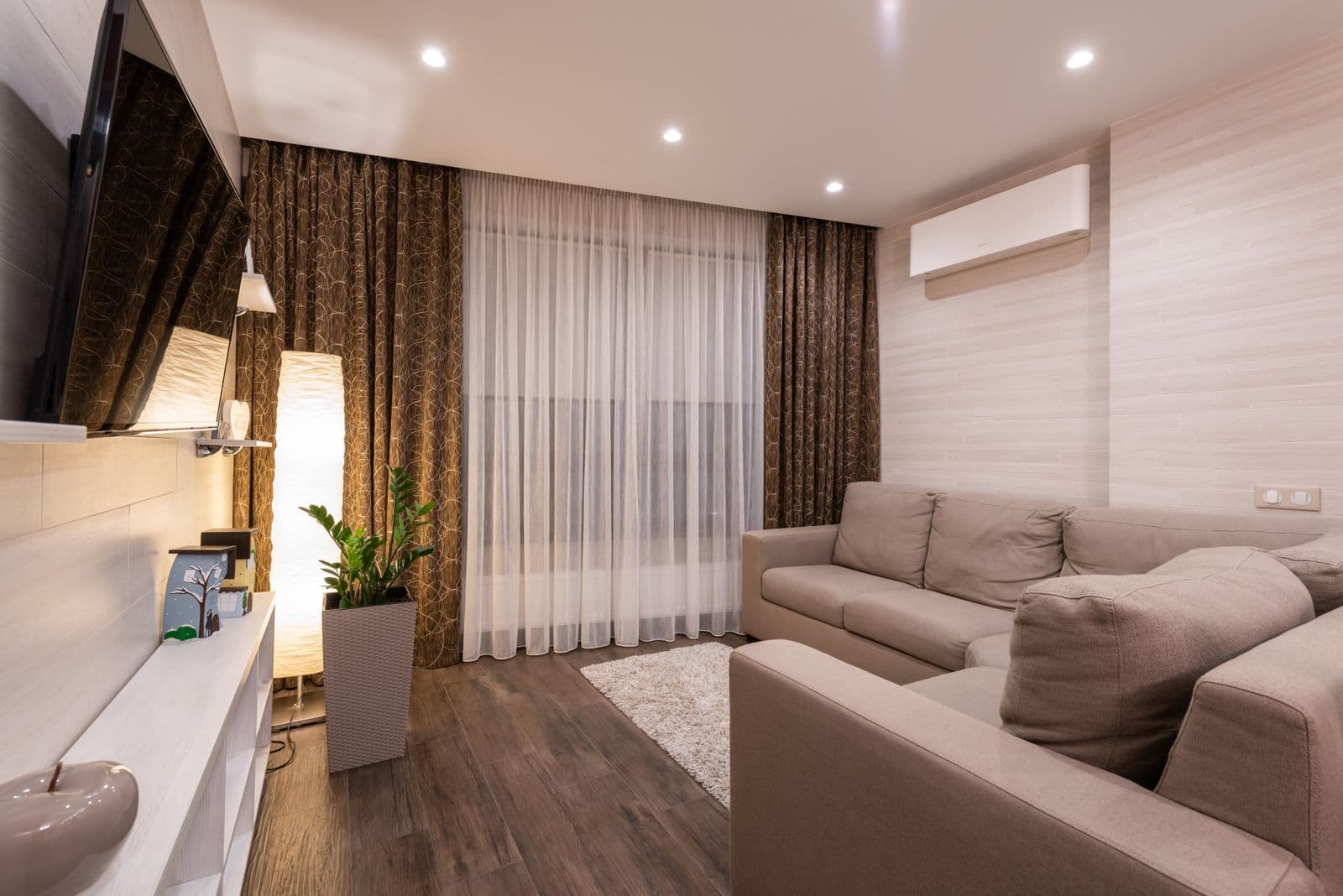 Cantonments Home Restoration: view 2