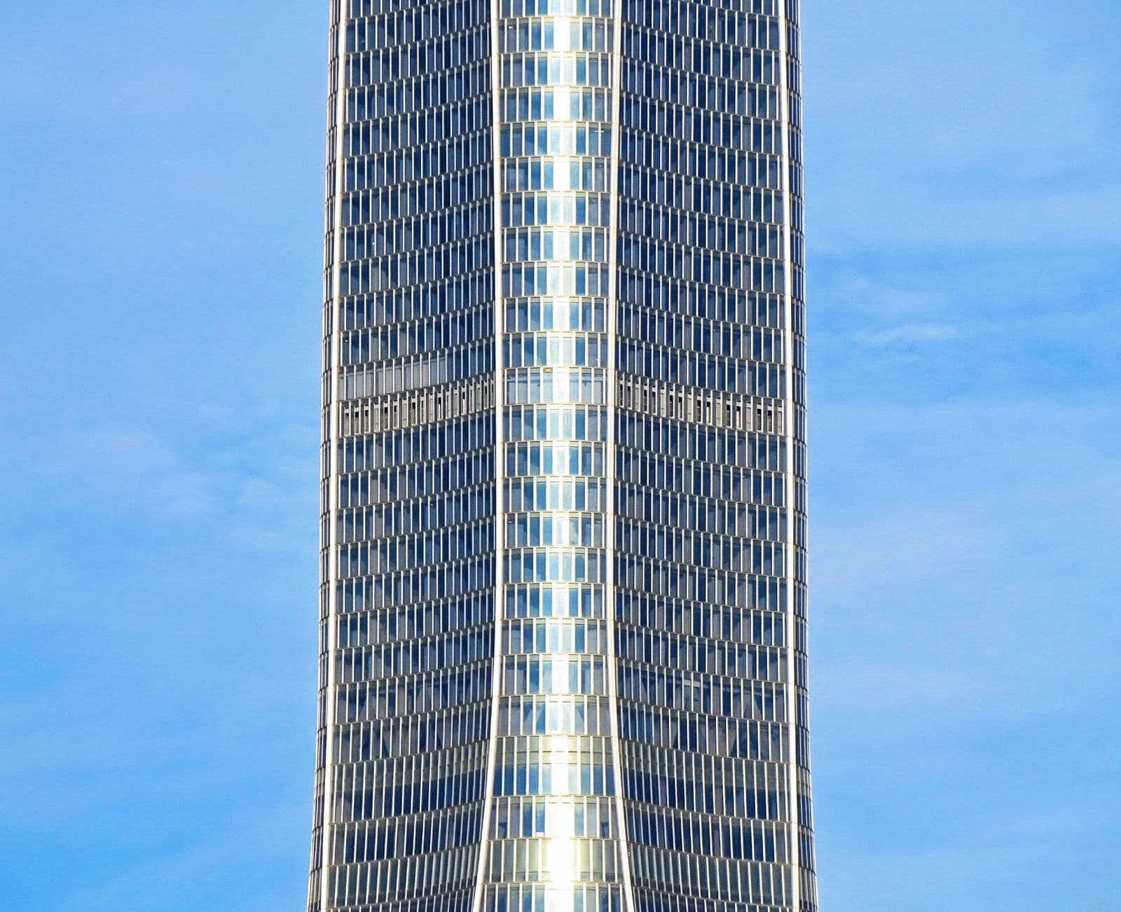 Airport City Office Tower: view 3